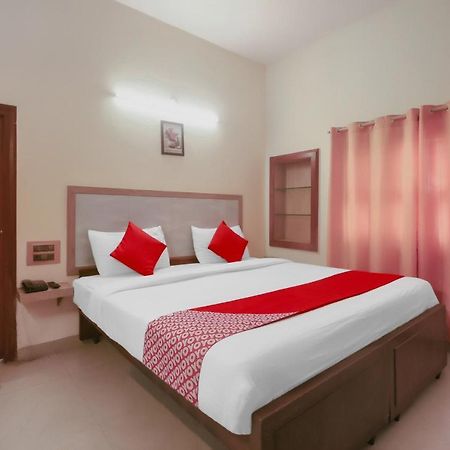 Kaveri Hotel Bed & Breakfast Mysore Ngoại thất bức ảnh