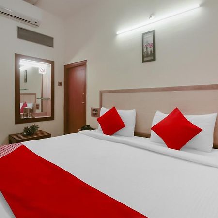 Kaveri Hotel Bed & Breakfast Mysore Ngoại thất bức ảnh