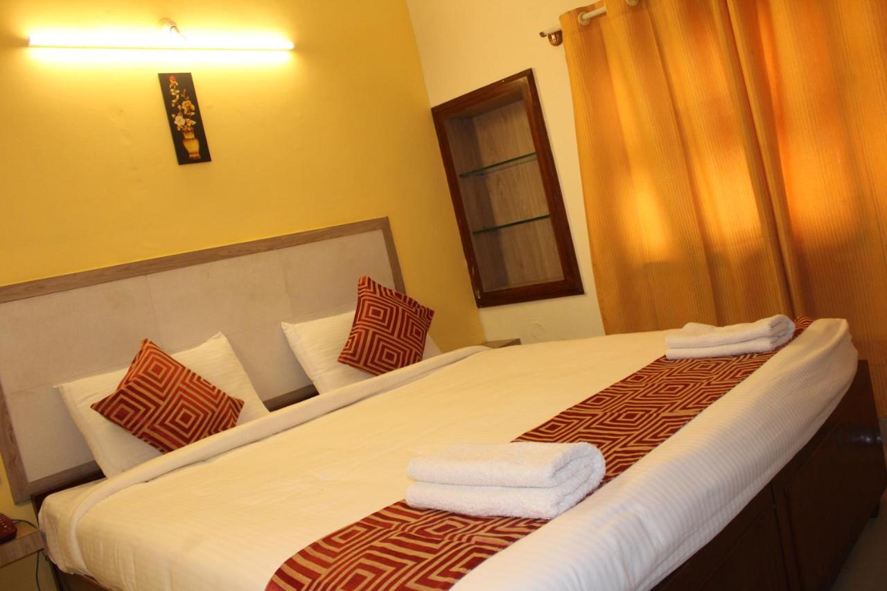 Kaveri Hotel Bed & Breakfast Mysore Ngoại thất bức ảnh