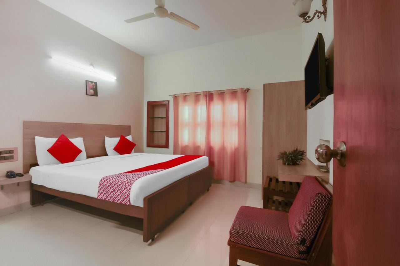 Kaveri Hotel Bed & Breakfast Mysore Ngoại thất bức ảnh