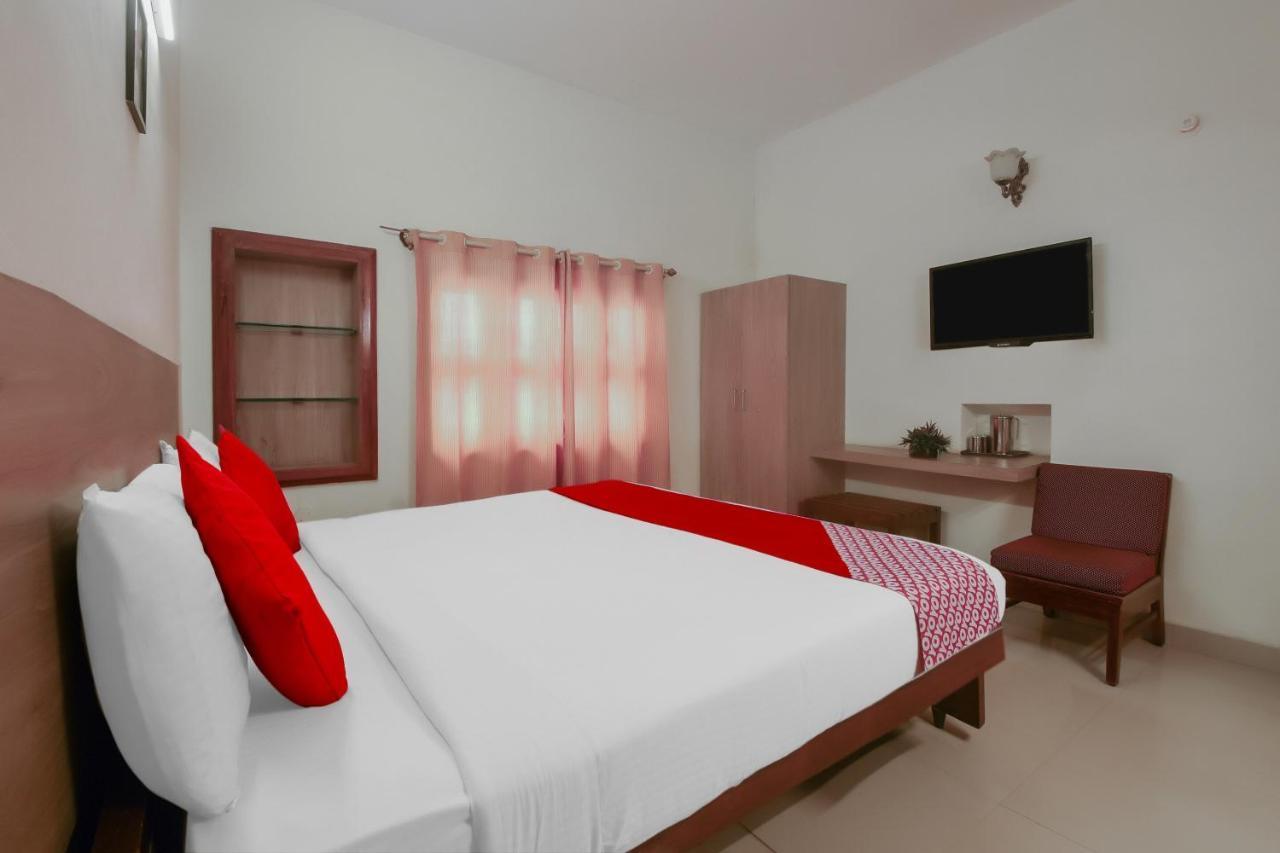 Kaveri Hotel Bed & Breakfast Mysore Ngoại thất bức ảnh