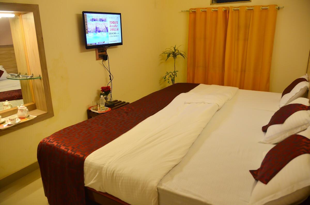 Kaveri Hotel Bed & Breakfast Mysore Ngoại thất bức ảnh