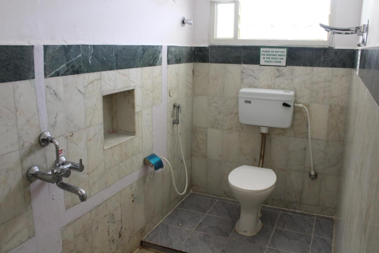Kaveri Hotel Bed & Breakfast Mysore Ngoại thất bức ảnh