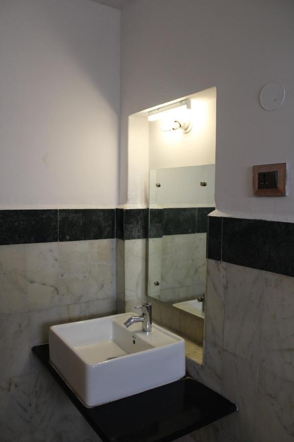 Kaveri Hotel Bed & Breakfast Mysore Ngoại thất bức ảnh